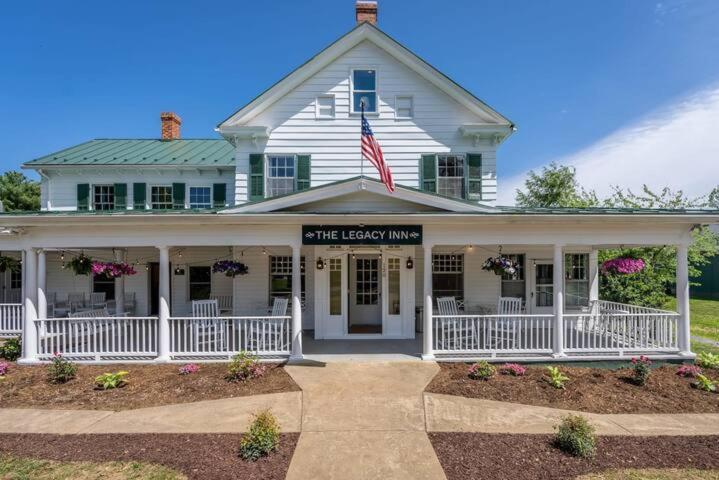 The Legacy Inn Luray Εξωτερικό φωτογραφία